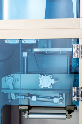 專業(yè)視角下的工業(yè)美學(xué) 廈門自動(dòng)化機(jī)械產(chǎn)品攝影的藝術(shù)與技術(shù)