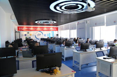 我校成功舉辦1+X證書“計(jì)算機(jī)視覺應(yīng)用開發(fā)”與“物聯(lián)網(wǎng)智能家居系統(tǒng)集成”師資培訓(xùn)班開班典禮